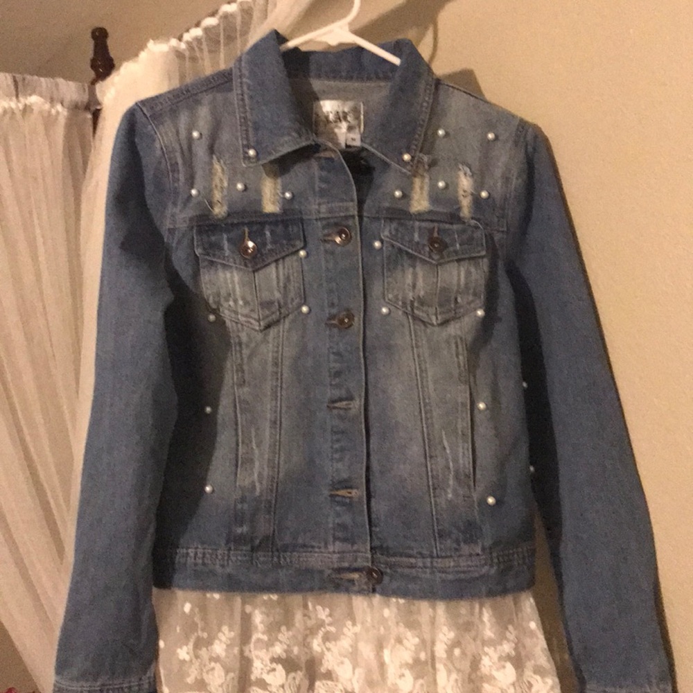 Jean jacket distressed lace pearls new